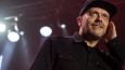 La festa degli 883 a Milano: Max Pezzali incontra i fan tra la Cadillac di 'Nord Sud Ovest Est' e i dj-set