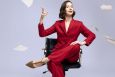 GIORGIA FUMO TORNA AL TAM CON “OUT OF OFFICE”: TRA POWERPOINT, BURNOUT E RISSE PER L’ARIA CONDIZIONATA