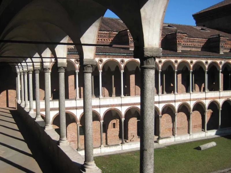 Ca' Granda di via Festa del Perdono: cinque secoli di storia nel cortile più grande di Milano